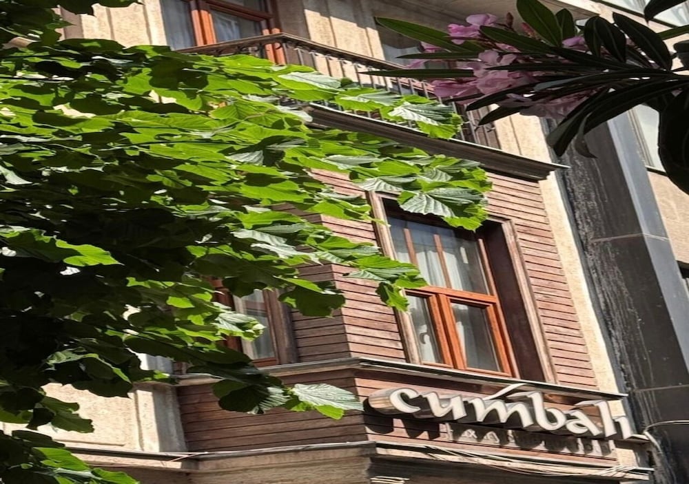 Cumbali Luxury Boutique Hotel 56/59