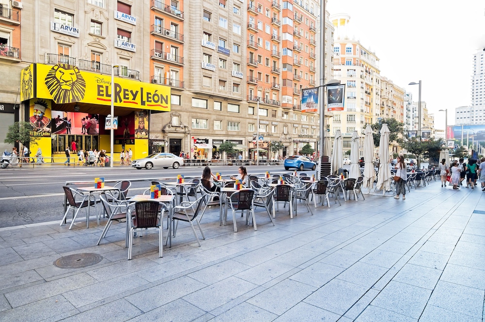 Hostal Gran Via 63 Rooms 21/28