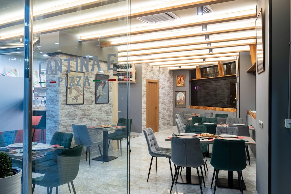 Hotel Faranda Express Pathos Gijon, Ascend Hotel Collection 35/48