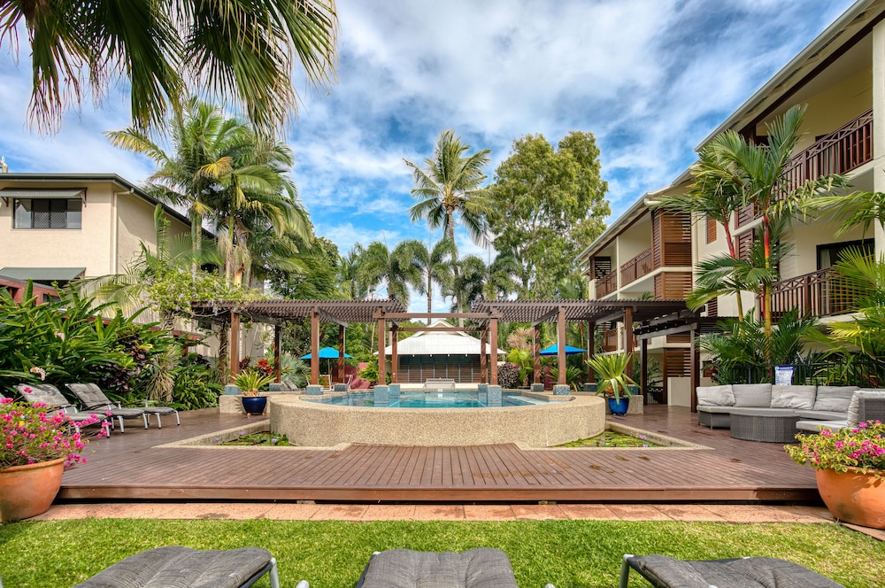 Freestyle Resort Port Douglas 50/61