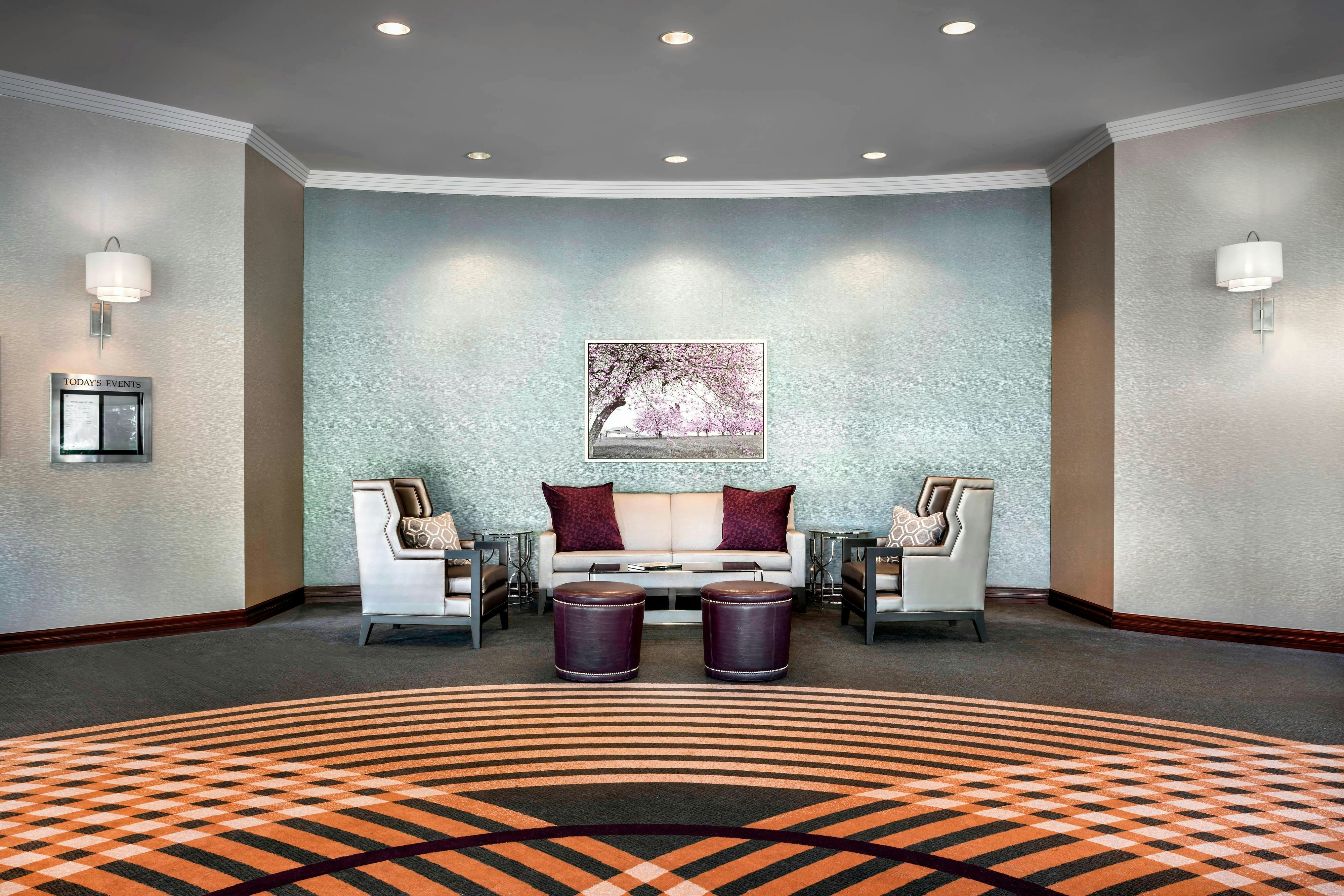 Sheraton Toronto Airport Hotel And Conference Center 2/12