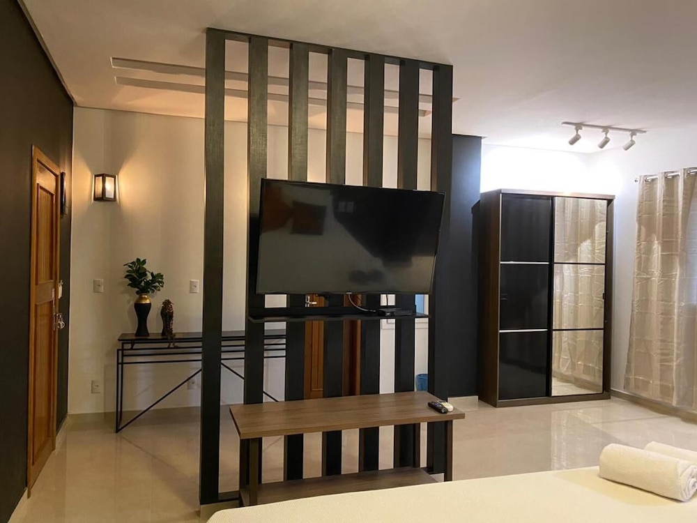 Hotel Sandis 32/37
