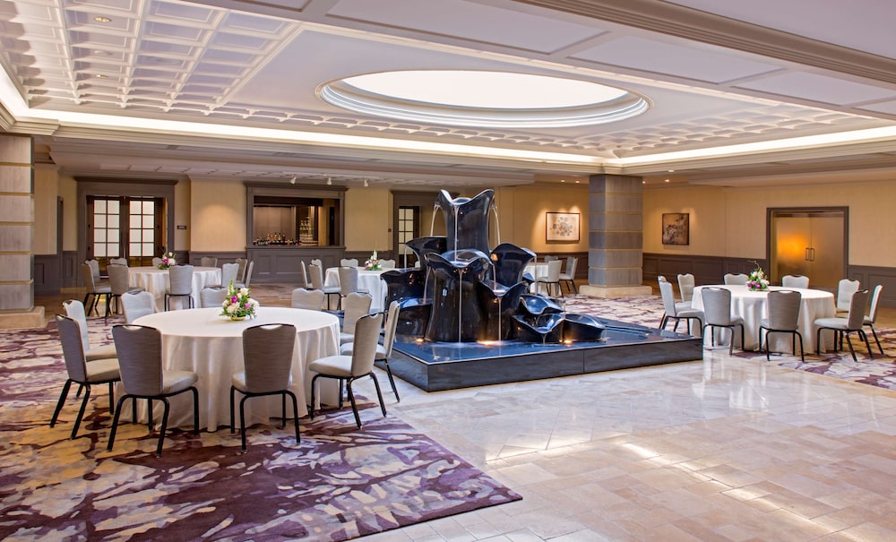 Hyatt At Fishermans Wharf 50/73