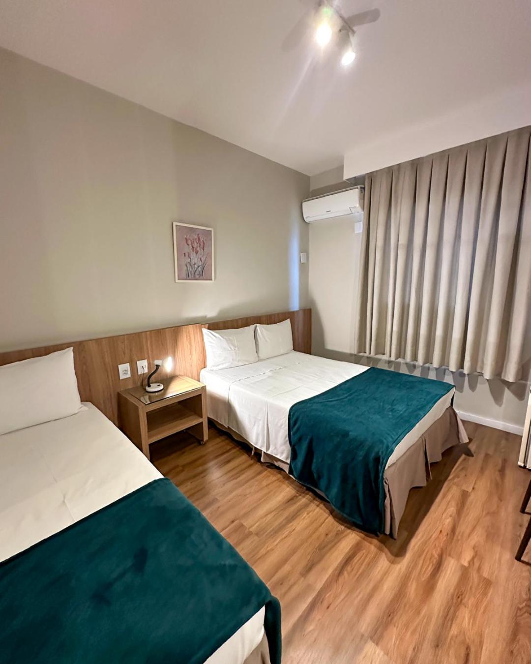 Real Hotel 7/30