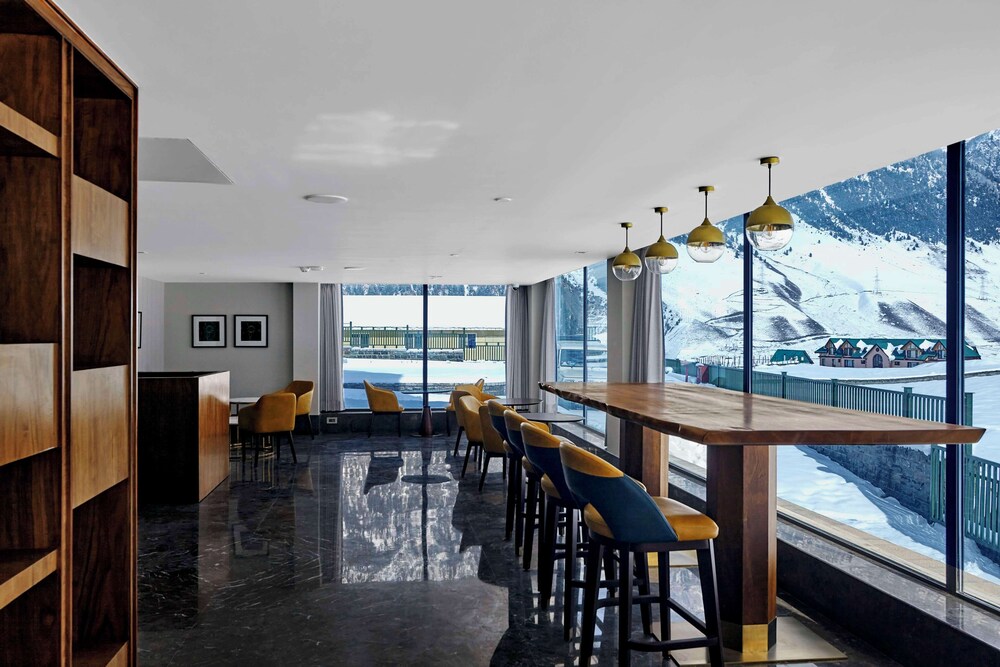 Radisson Sonamarg 20/36