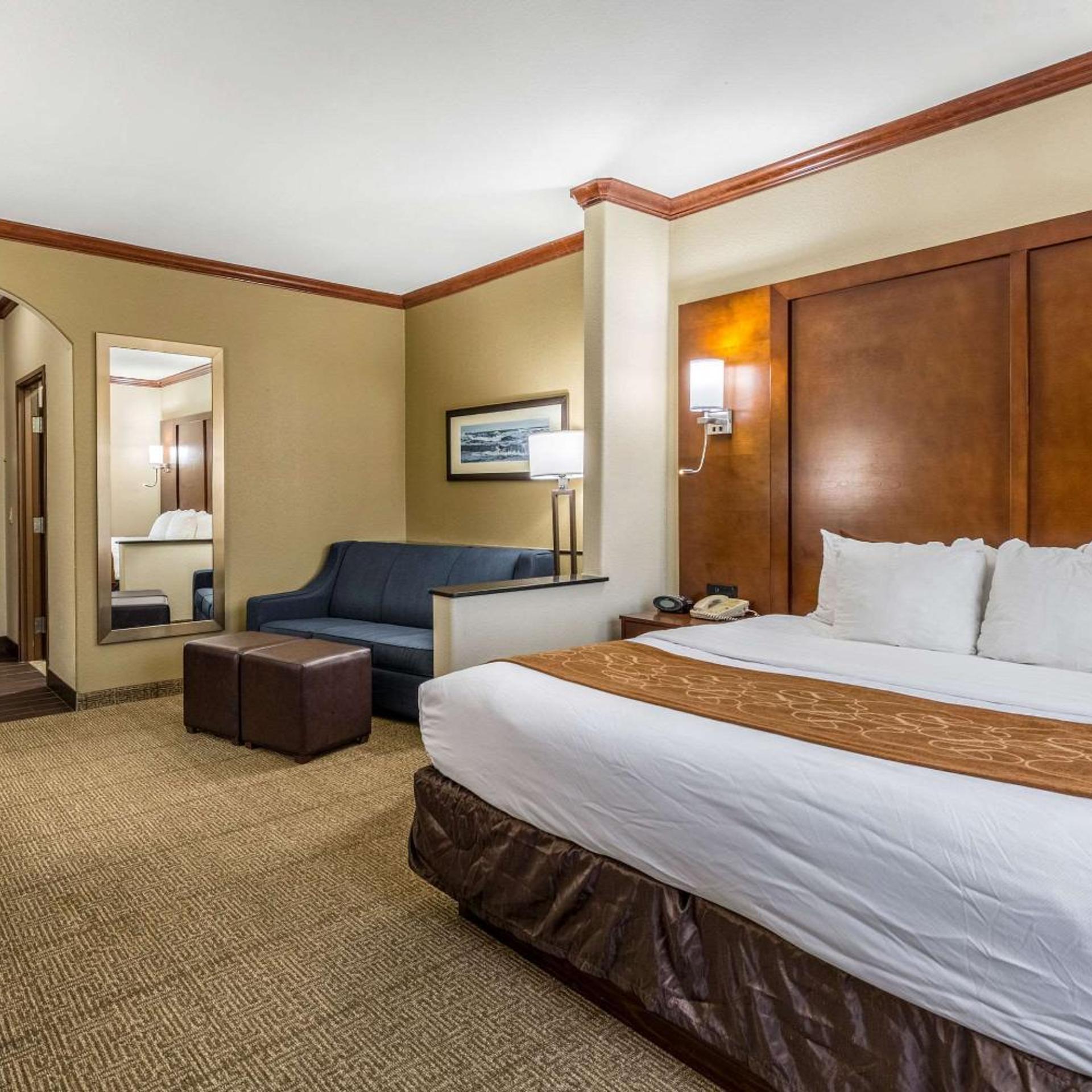 Standard, King Bed, Accessible