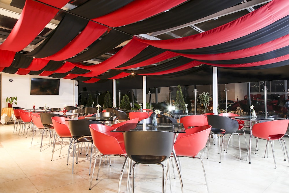 Hotel Parque 63 42/49