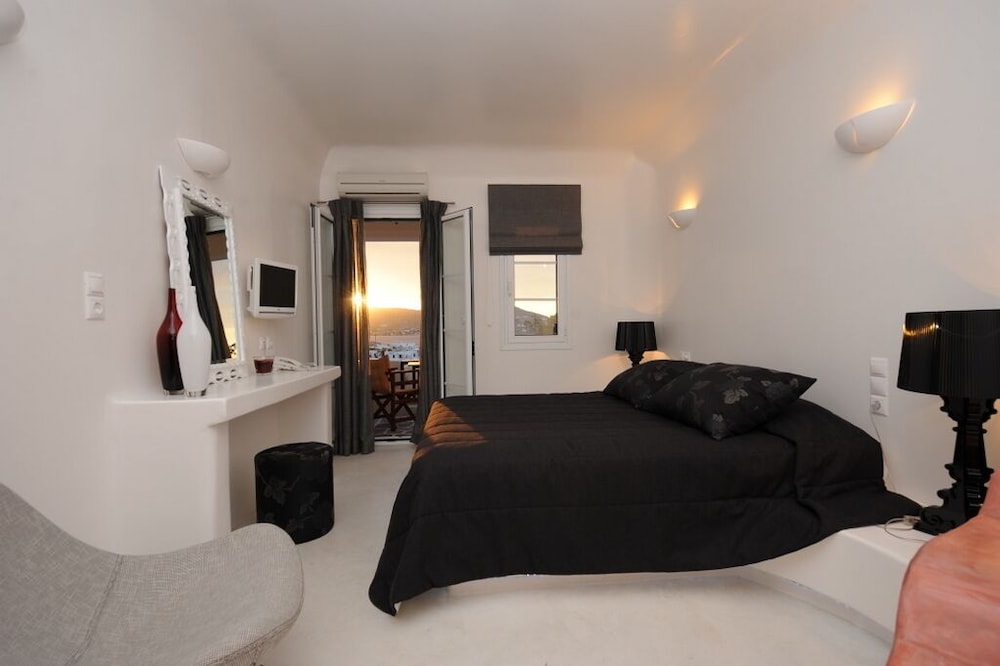 Junior Suite, King Bed, Sea View, Plunge Pool