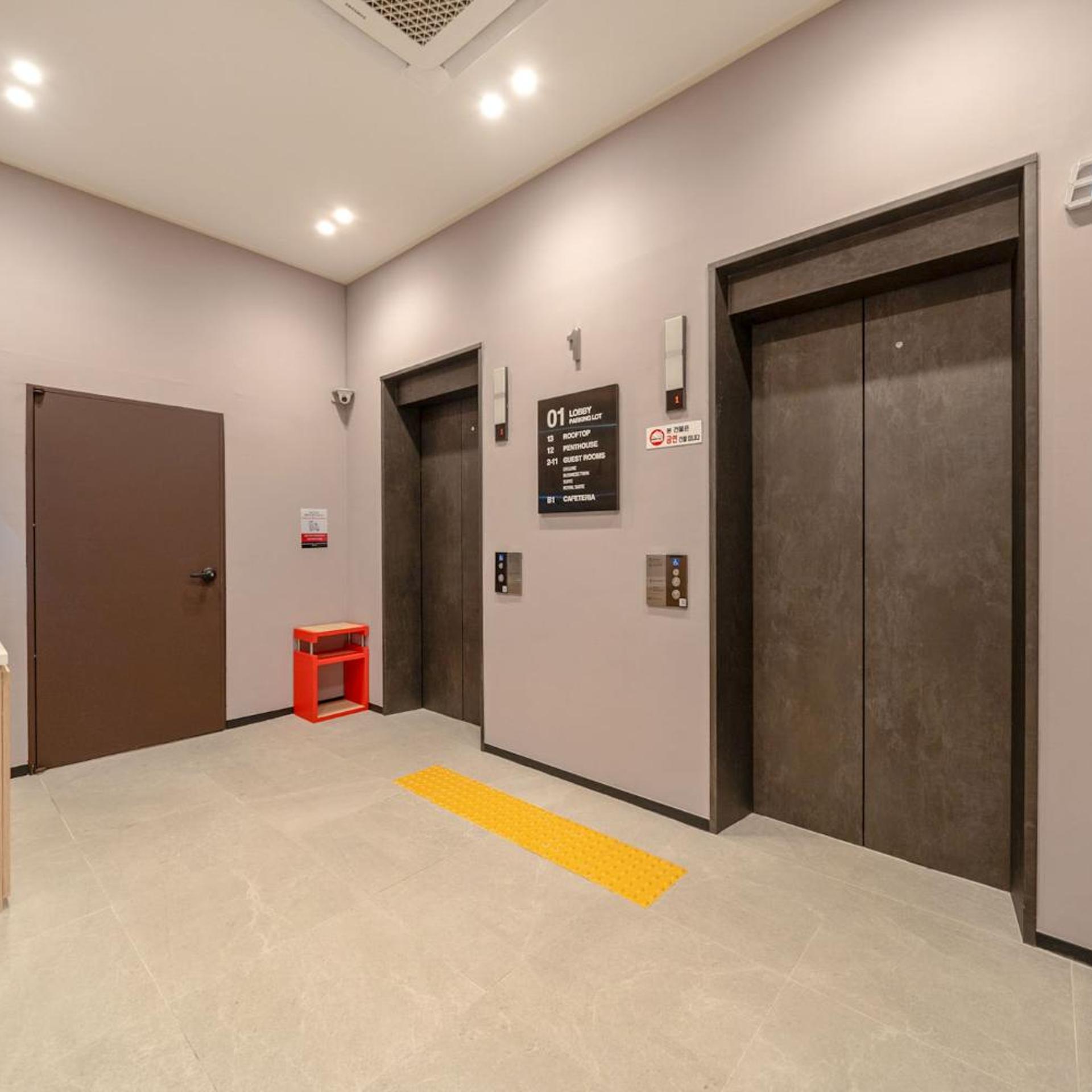 Cheonho Aria Hotel 42/50