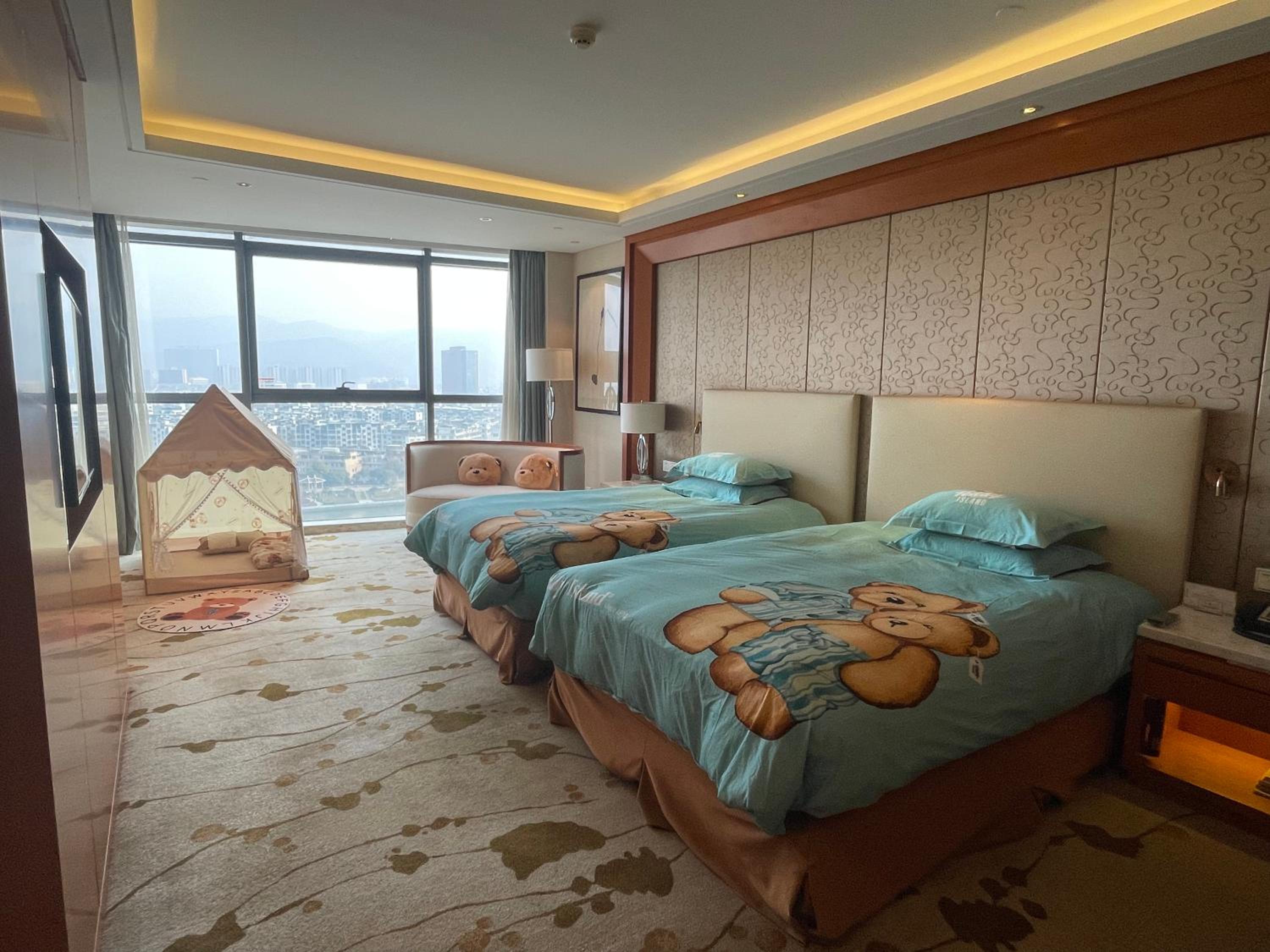 غرفة عائلية بإطلالة على النهر، Yiwu Shangcheng Hotel 6/10