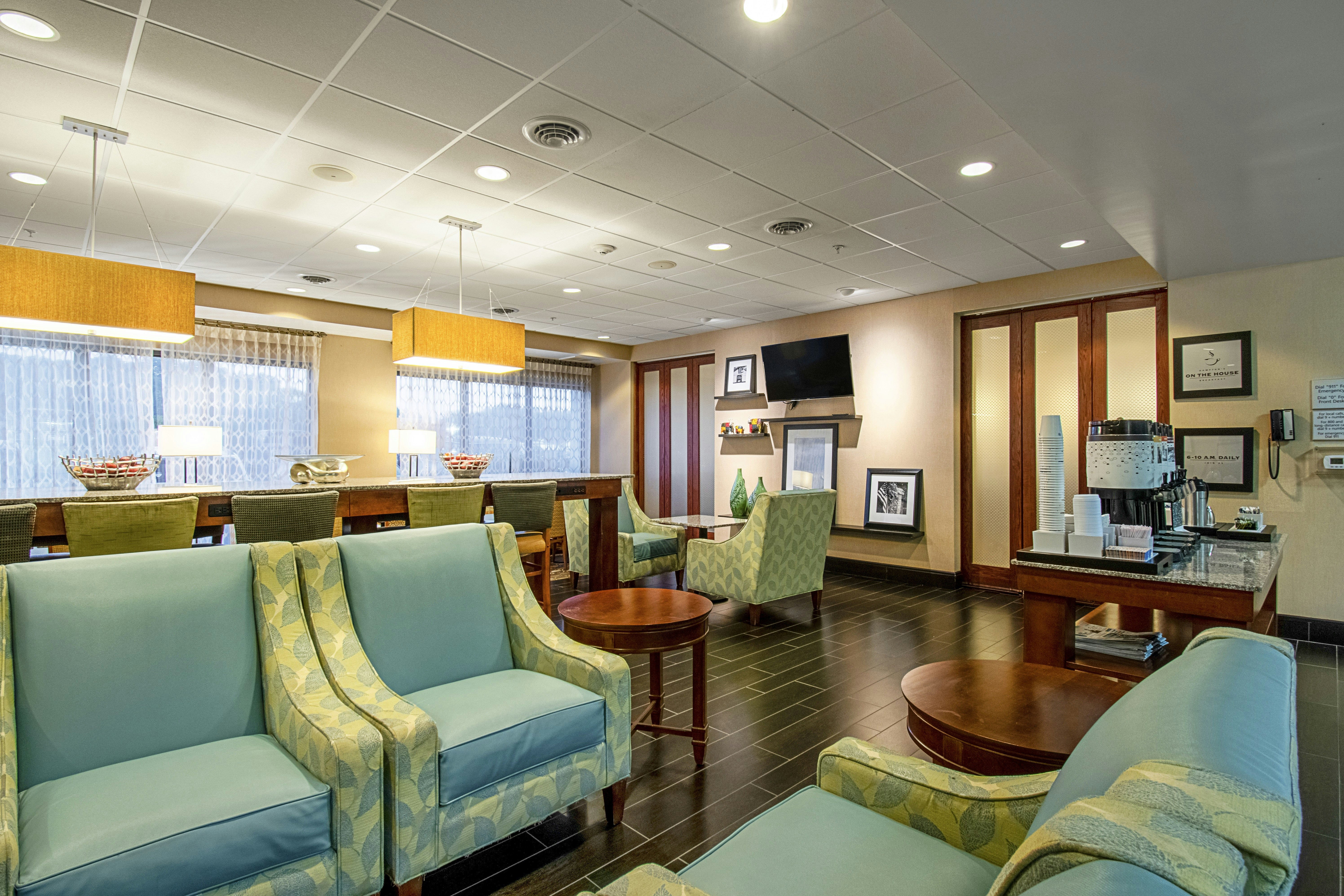 Hampton Inn Pine Grove 36/58