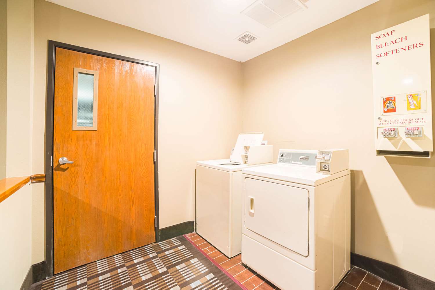 Quality Inn Carbondale University Area 26/26