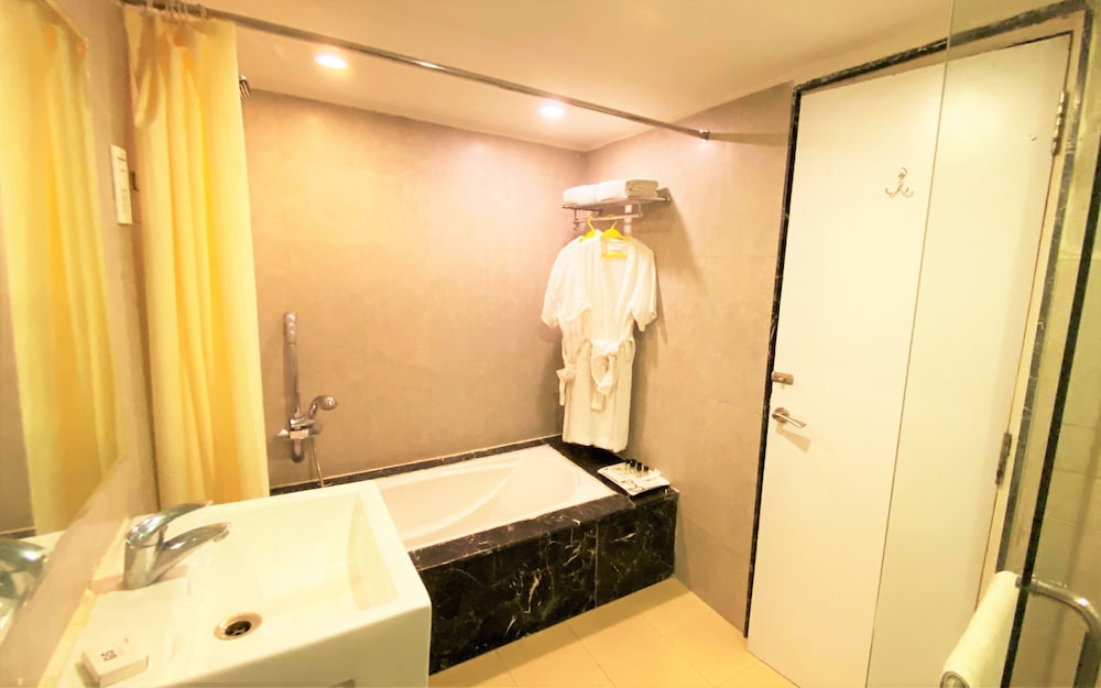 RNB SELECT BANJARA HILLS 26/45