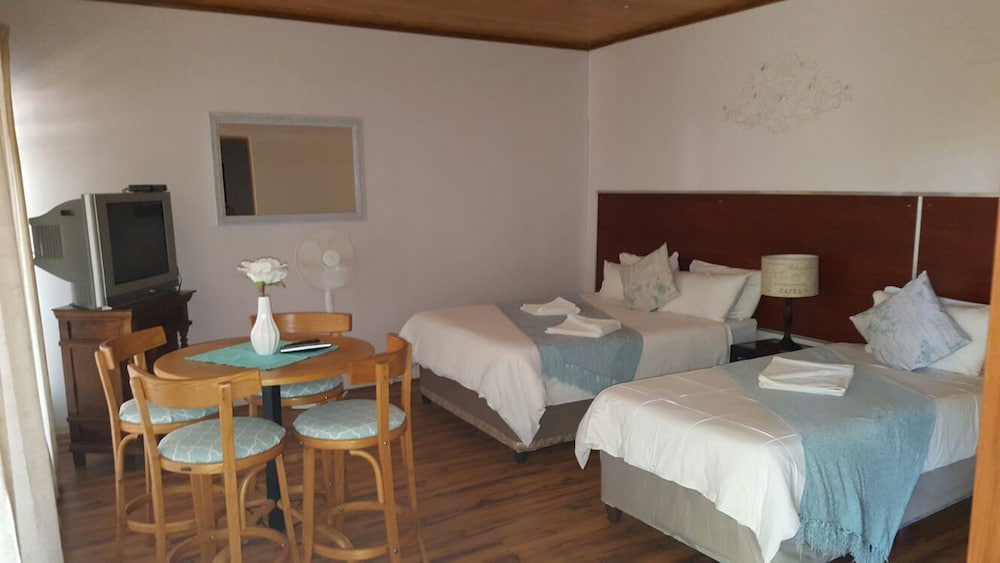 21 On Coetzee Guest House 5/22