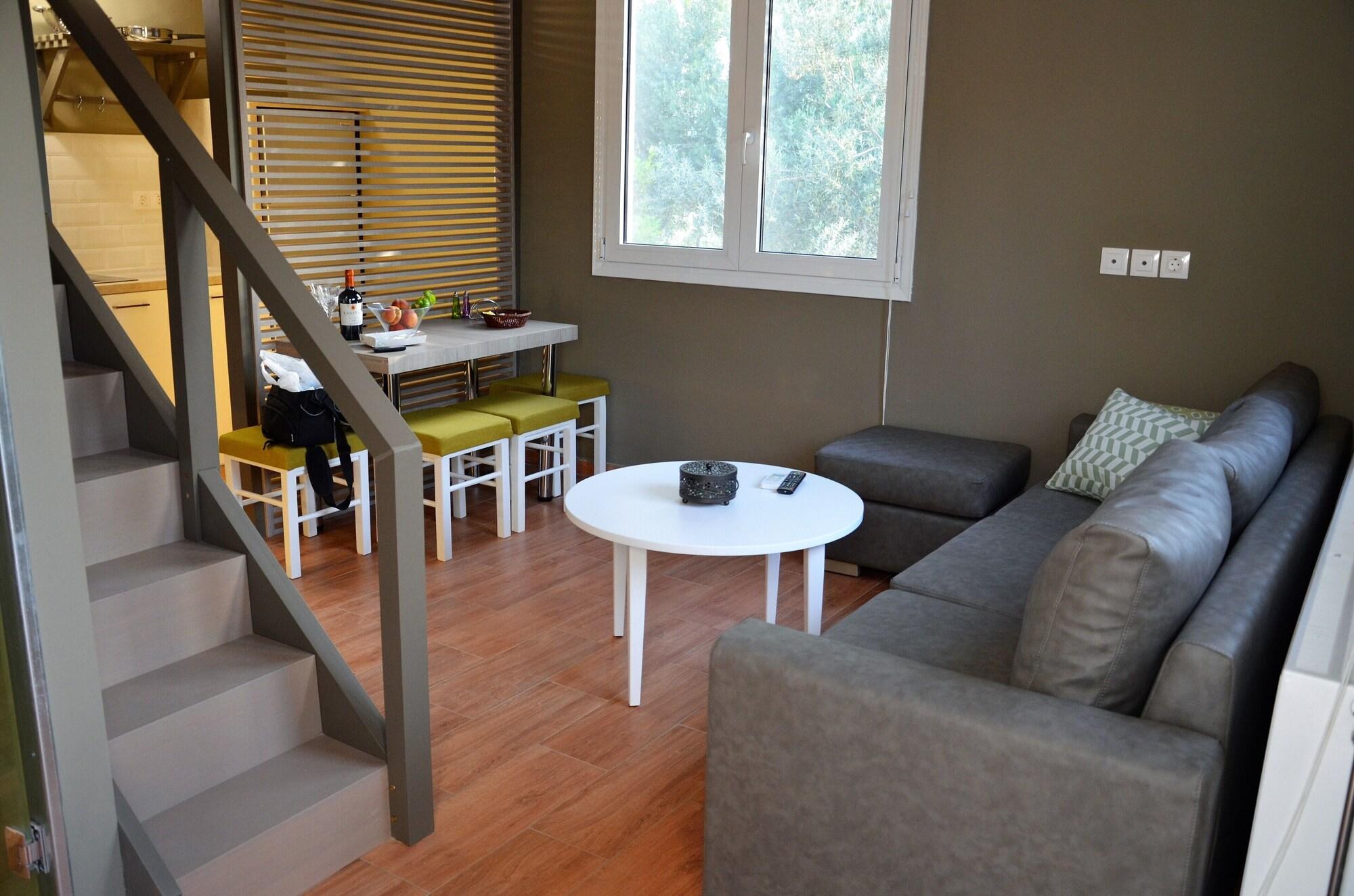Ampoulos Rooms & Apartments 26/50