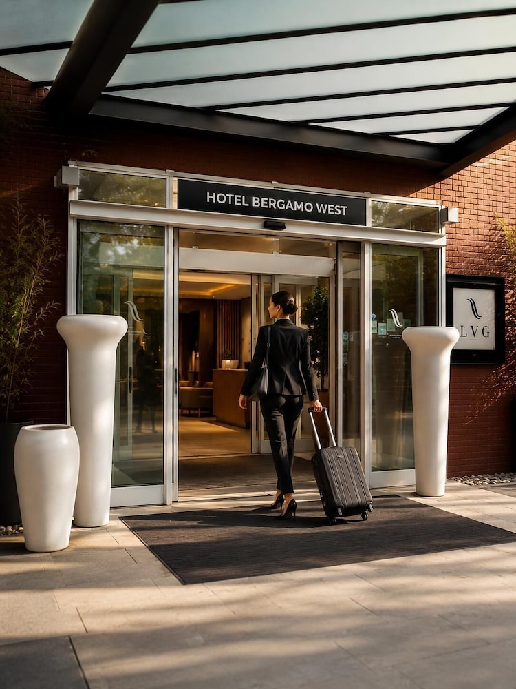 Bes Hotel Bergamo West 41/65