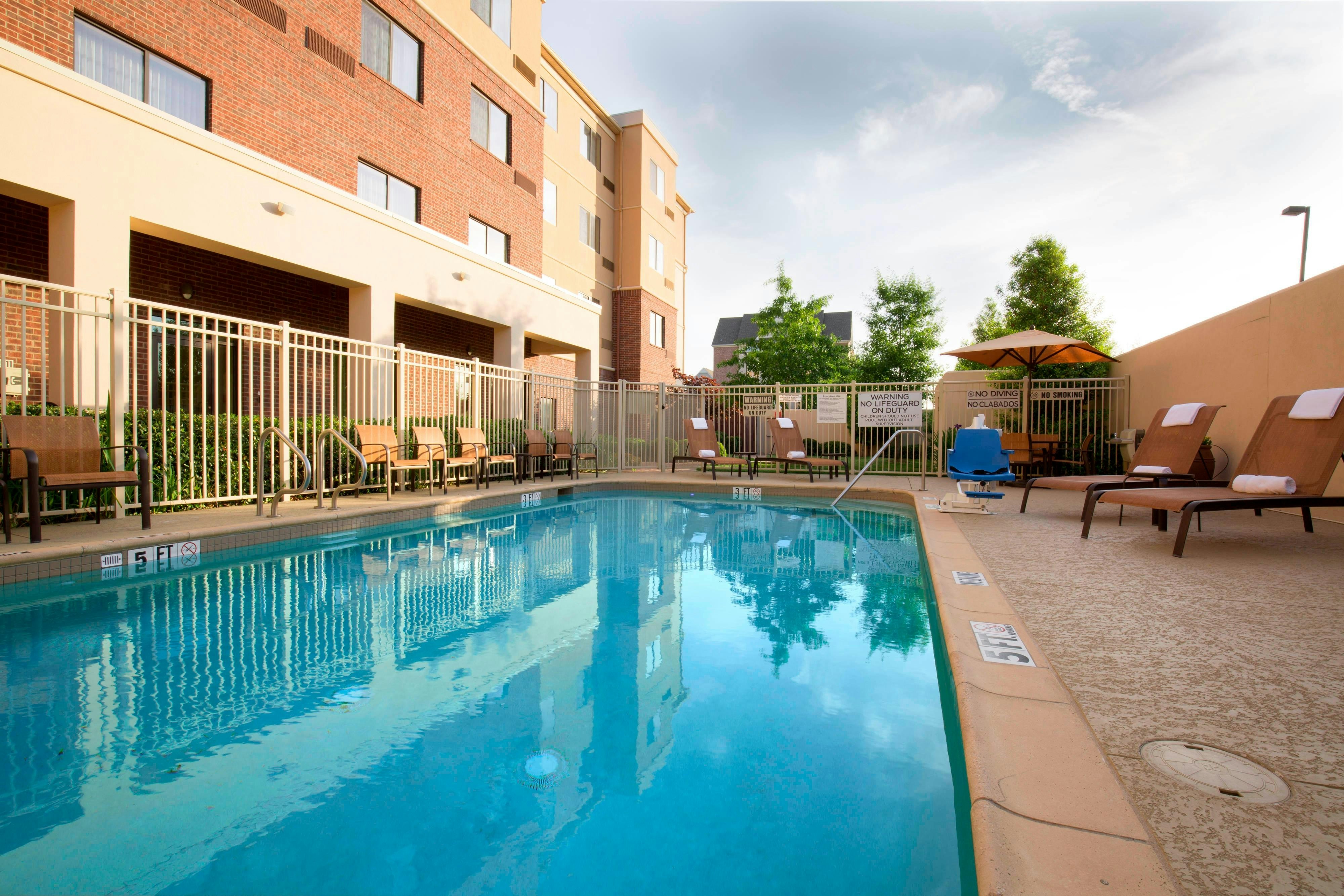 Courtyard Dallas Arlington South in ARLINGTON - TX