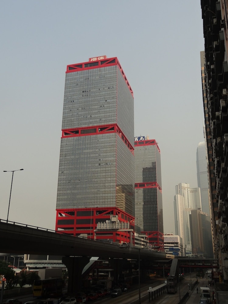 Ibis Hong Kong Central & Sheung Wan Hotel 5/65
