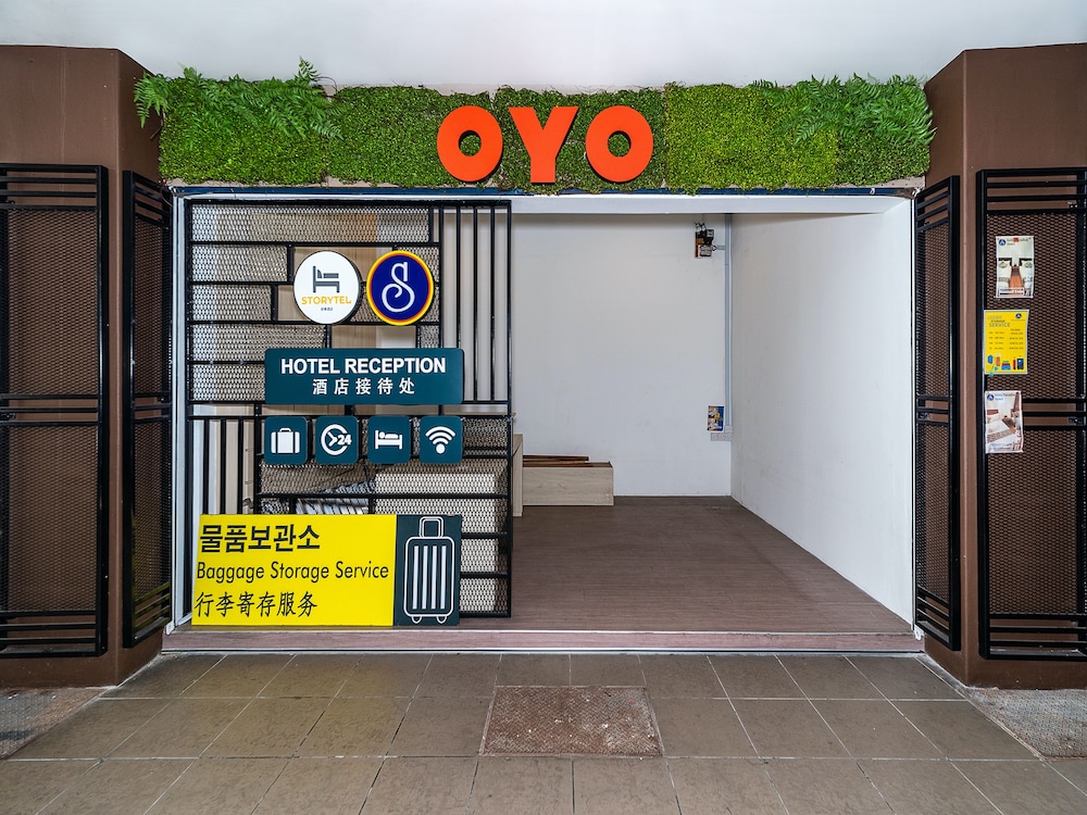 Super OYO 89847 Switz Paradise Hotel 23/24