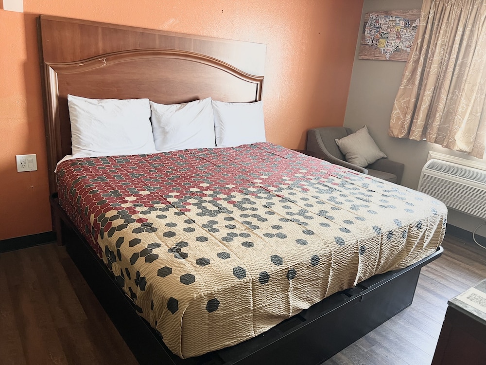 Econo Lodge San Antonio Near SeaWorld - Medical Center 19/40