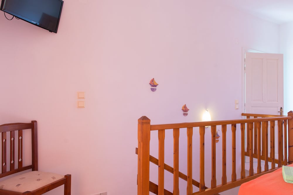 Edem Hotel Apartments 50/72