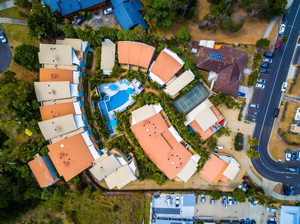 Headland Beach Resort 62/69