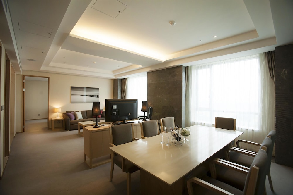 Best Western Gunsan Hotel 32/32
