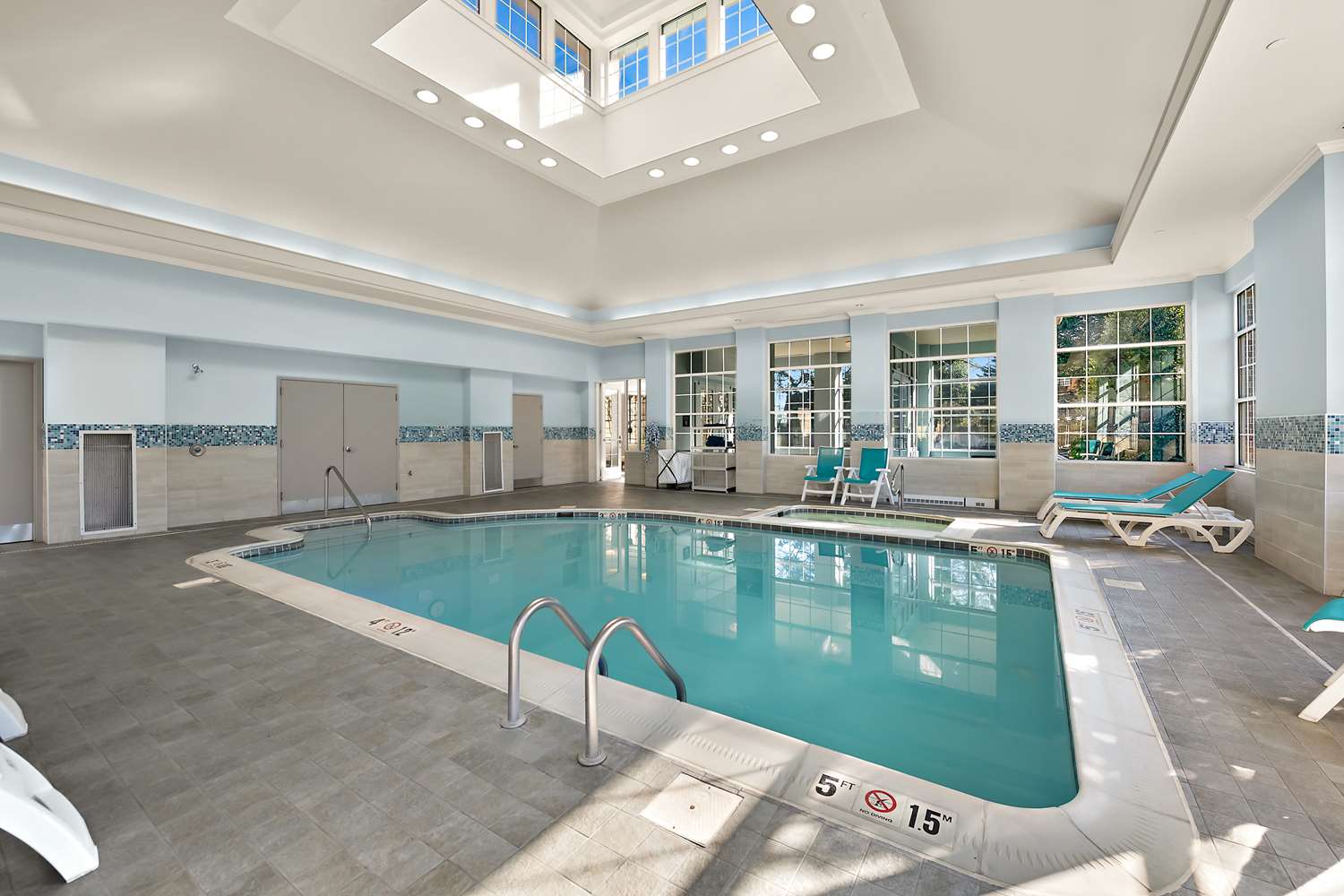 swimming pool spa