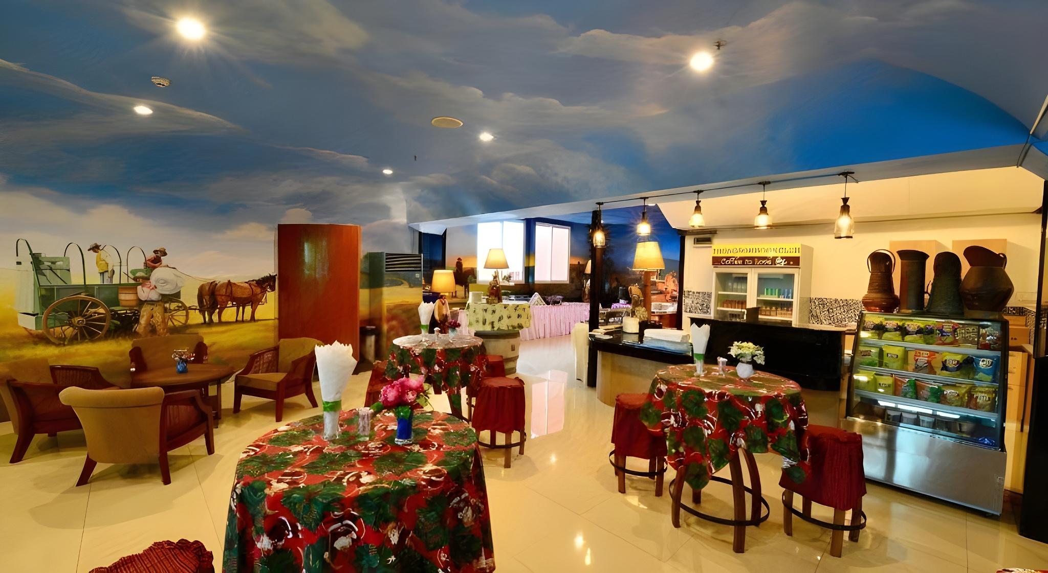 Thongsomboon Club Hotel 28/35