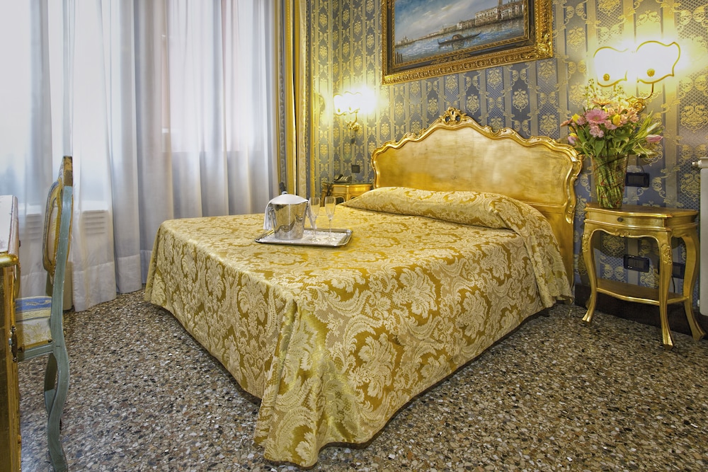 HOTEL NOEMI 17/45