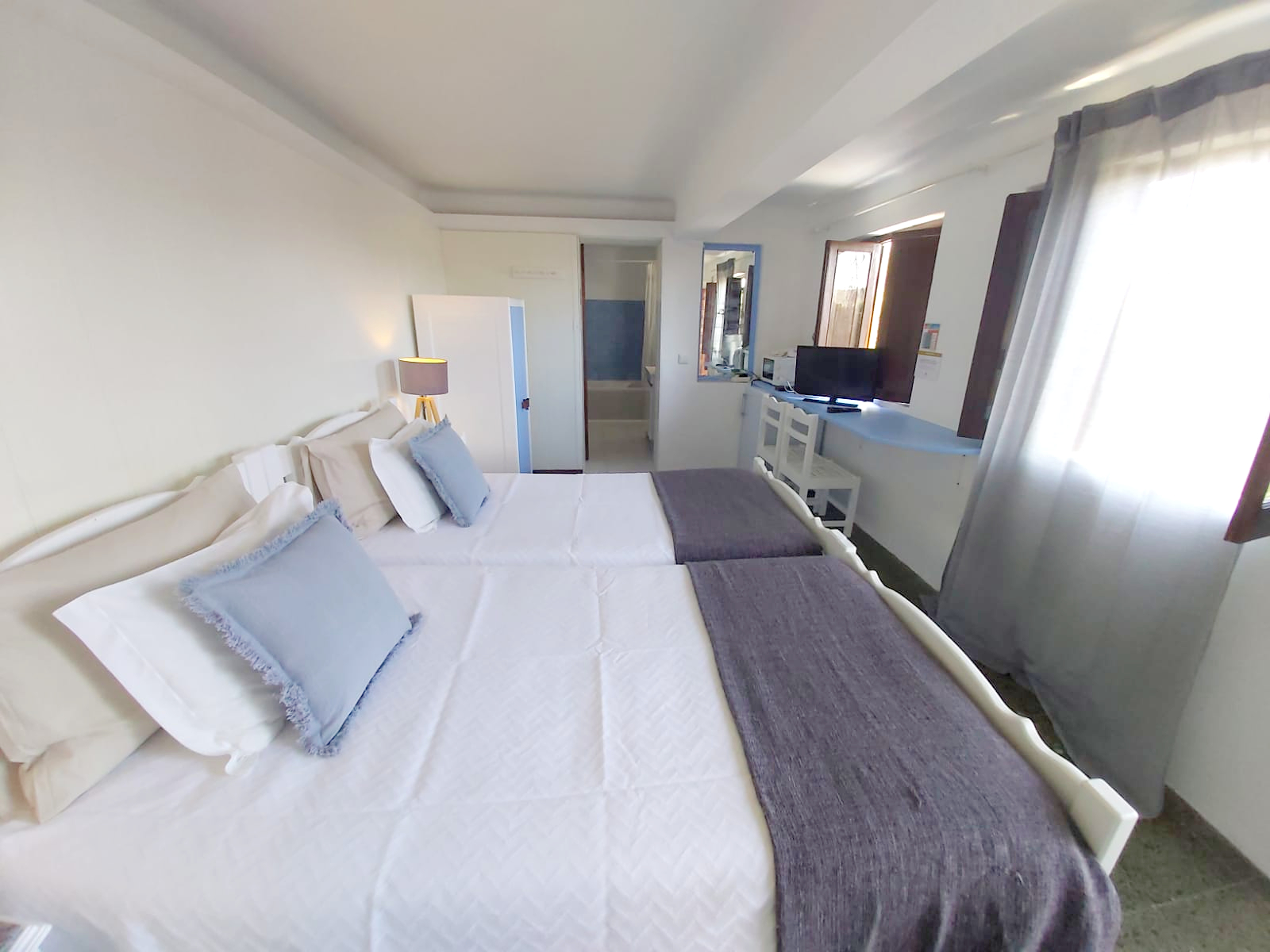 Standard, Twin Beds