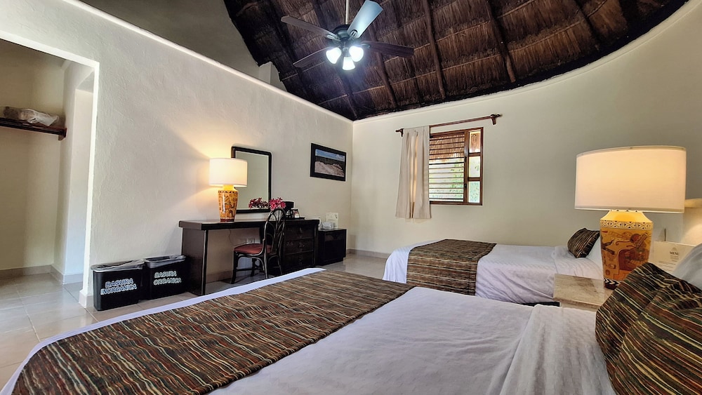 Chicanna Ecovillage Resort 23/66