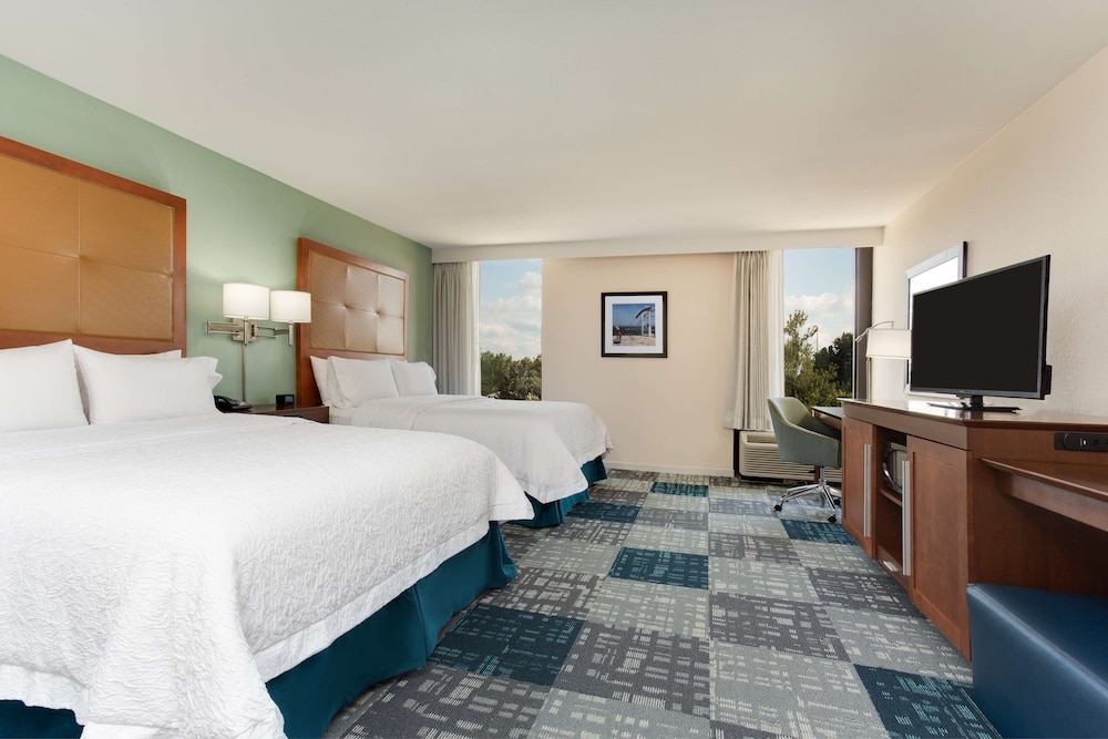 Hampton Inn Norcross 10/35