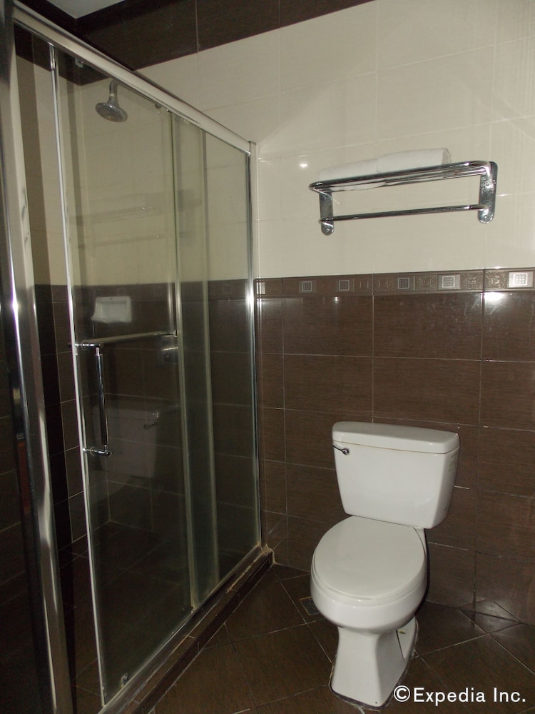 MO2 Westown Hotel Bacolod - Mandalagan 20/50