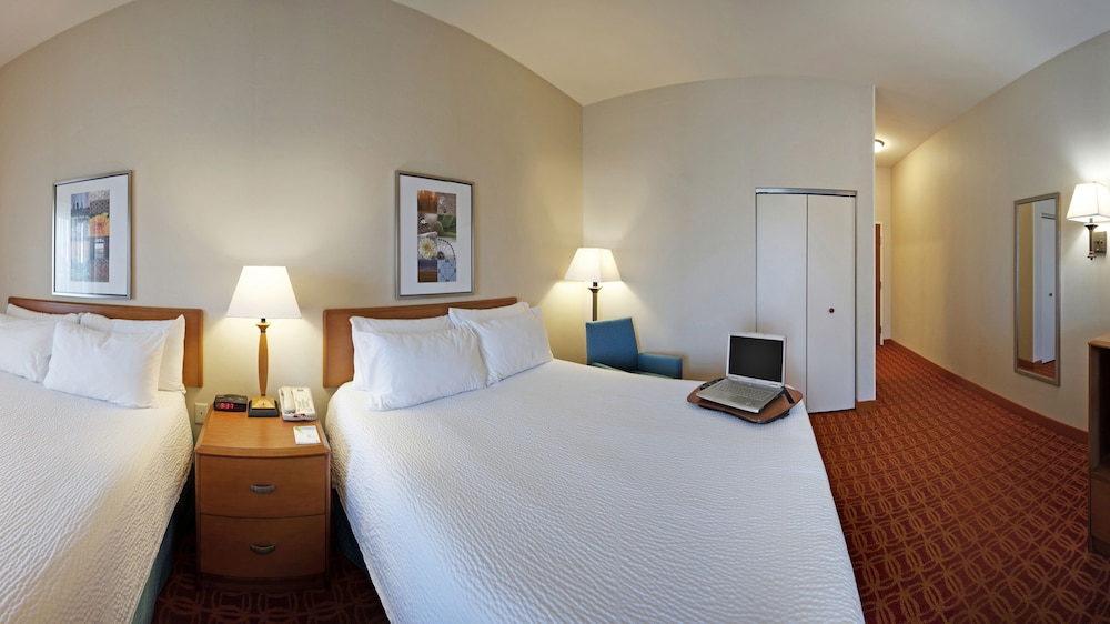 Fairfield Inn And Suites By Marriott Warner Robins 8/31