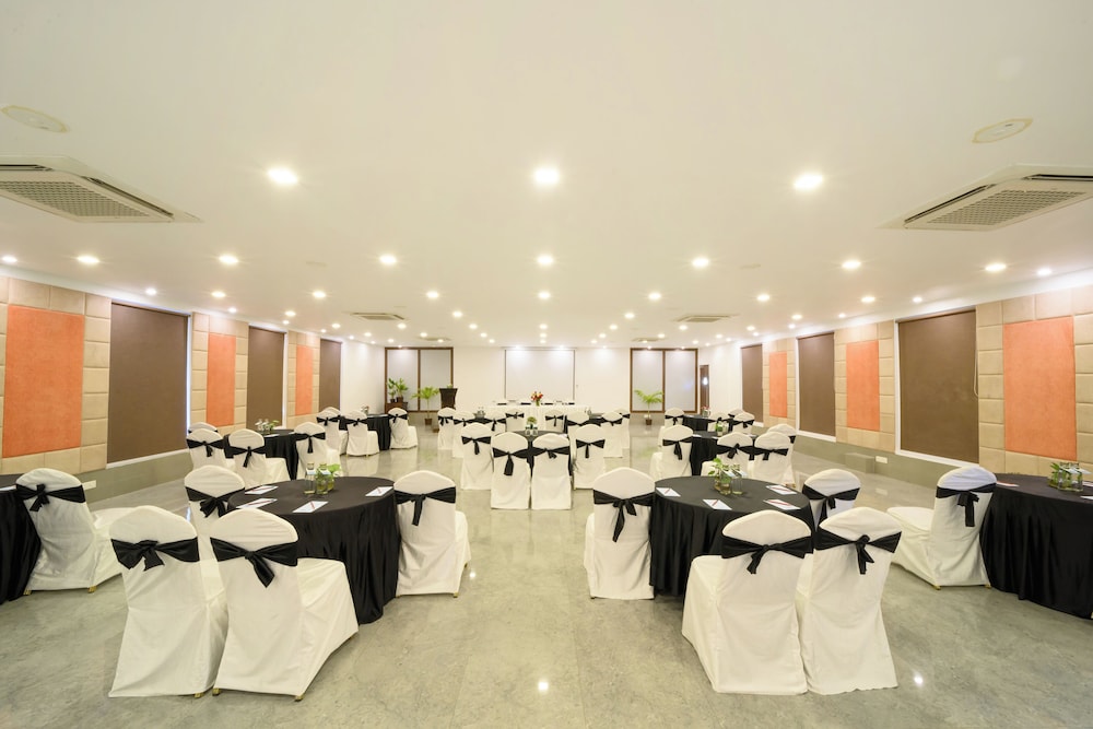 Hotel Sinclairs Bayview Port Blair 37/50
