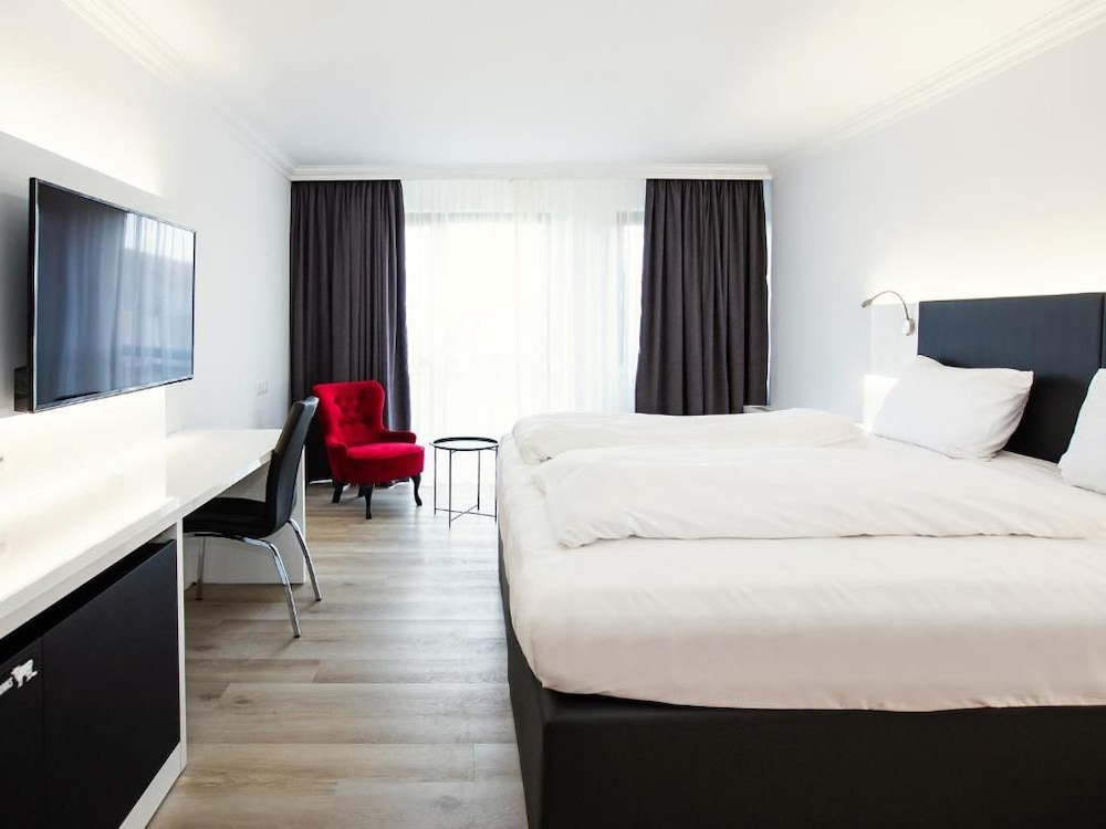 DORMERO Hotel Meerbusch 3/23
