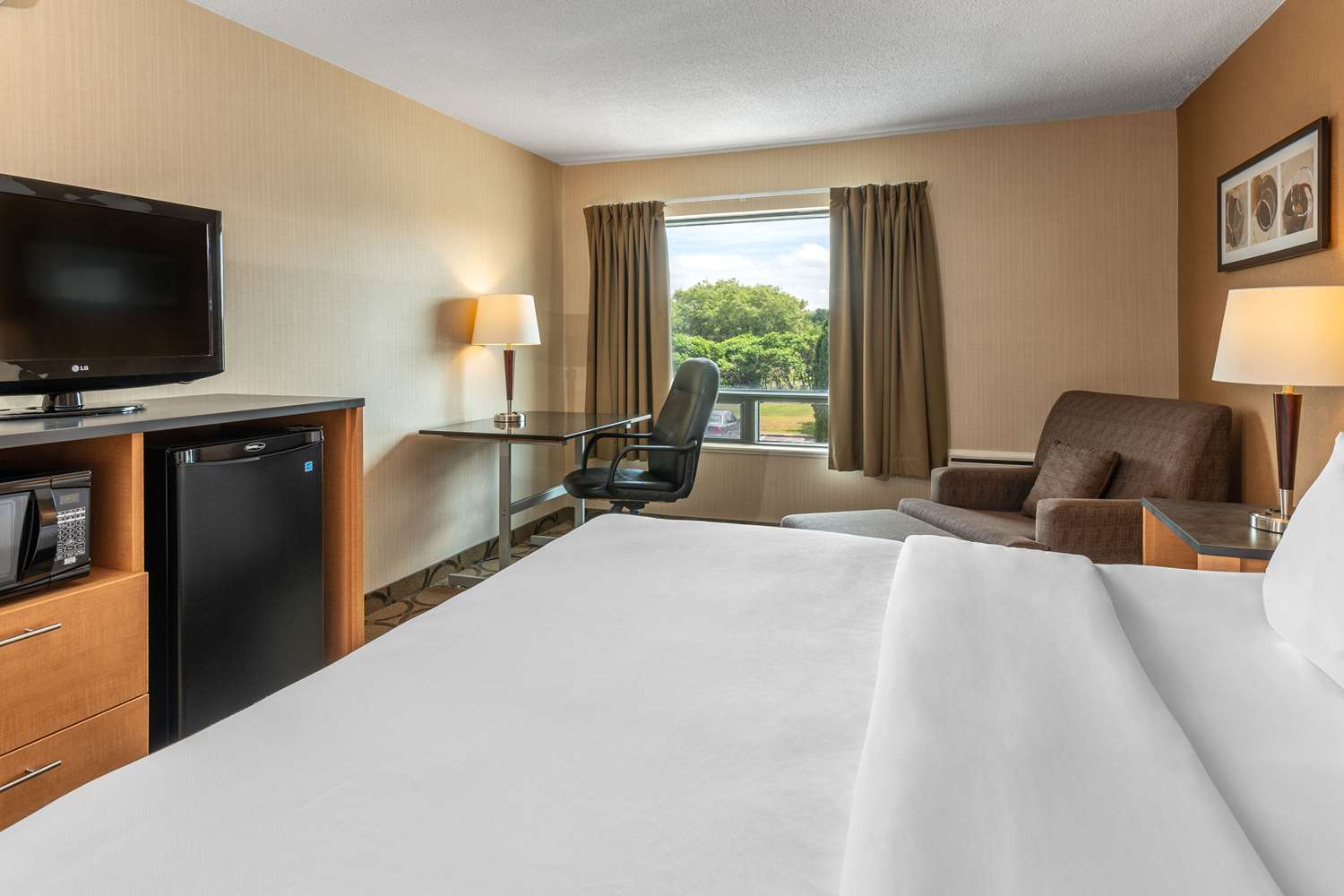 Comfort Inn Pembroke 16/40