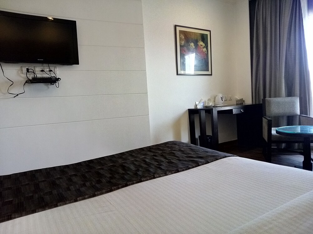 Hotel Orchid 14/26