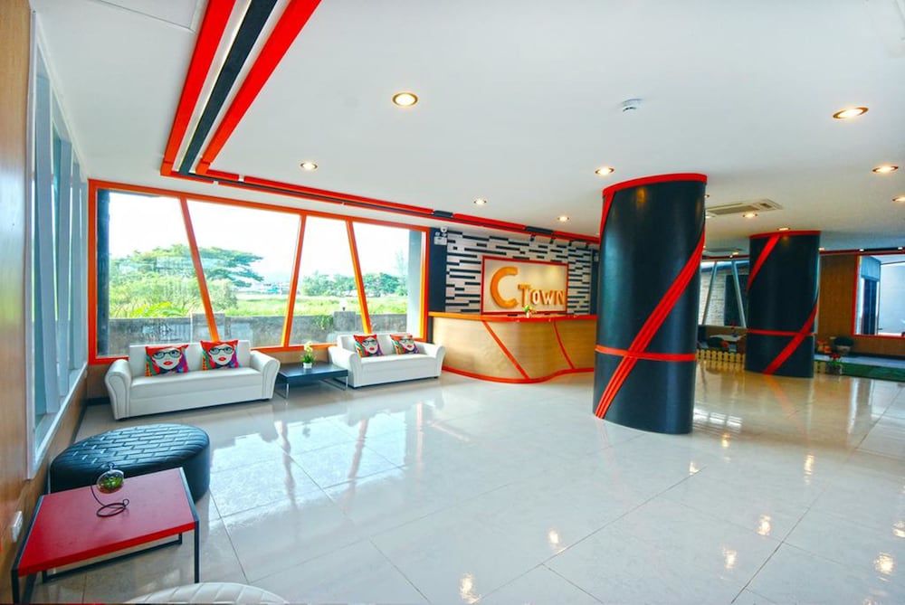 C Tower Hotel 6/43