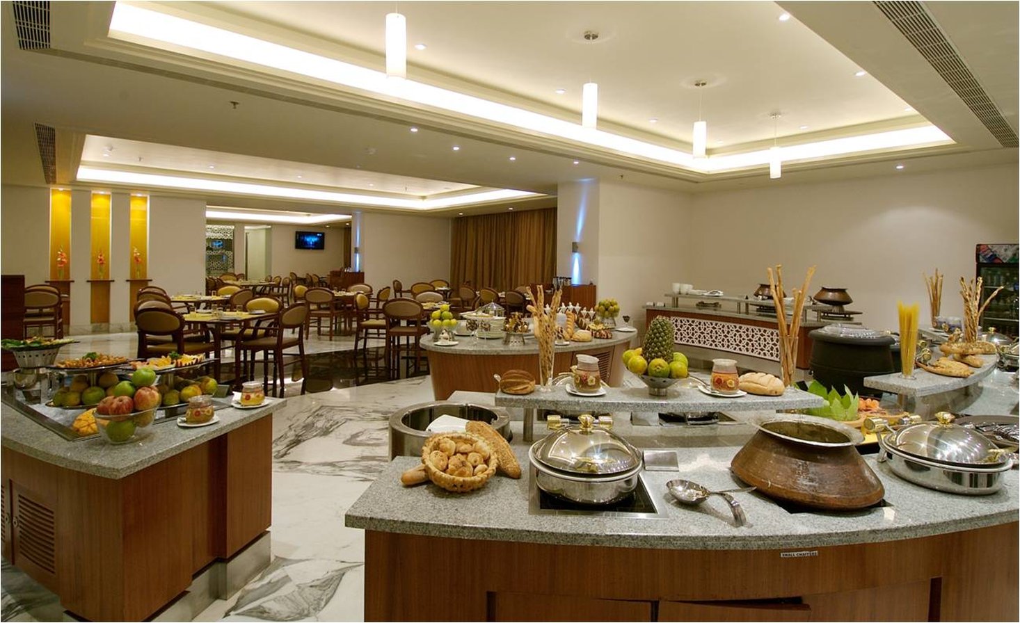 Vivanta Vijayawada MG Road (ex. The Gateway M G Road Hotel) 42/55