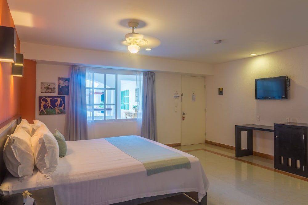 Illusion Hotel Boutique 46/73
