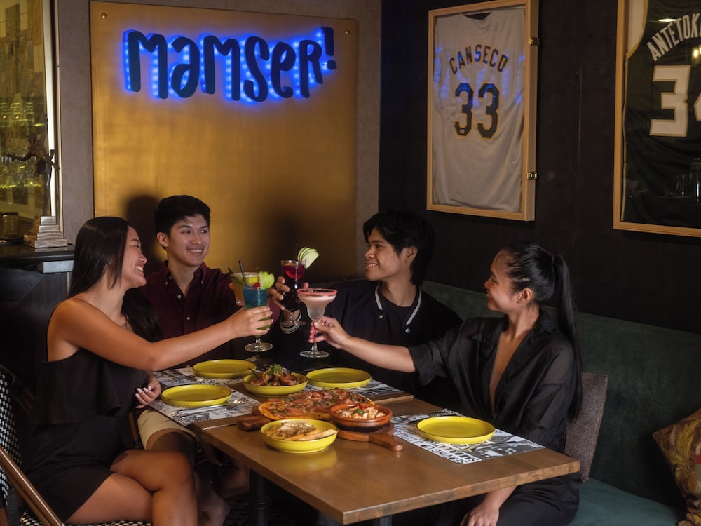 Unwnd Boutique Hotel Makati 52/63