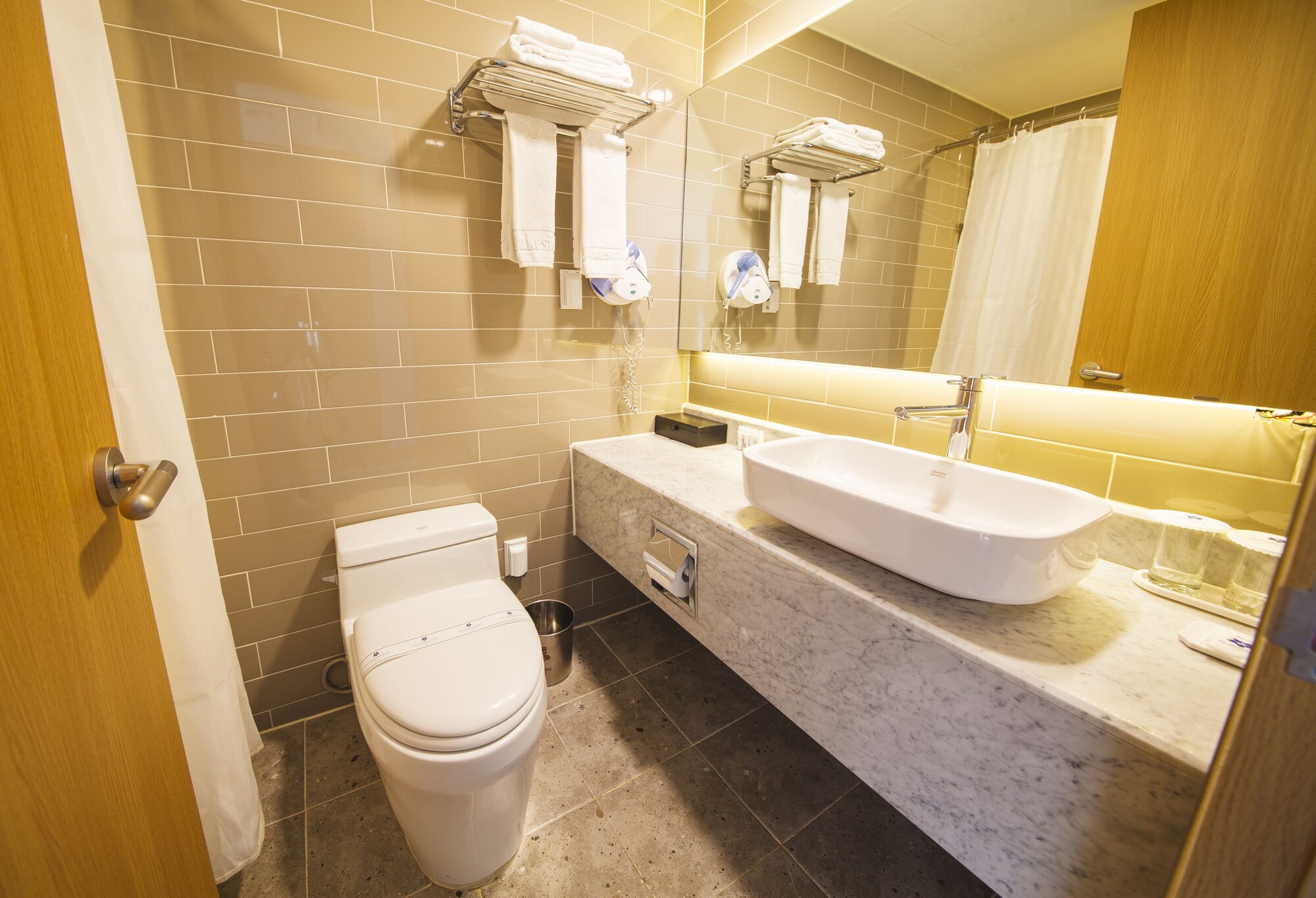 Standard, Twin Beds, Asia Lakeside Hotel 3/3