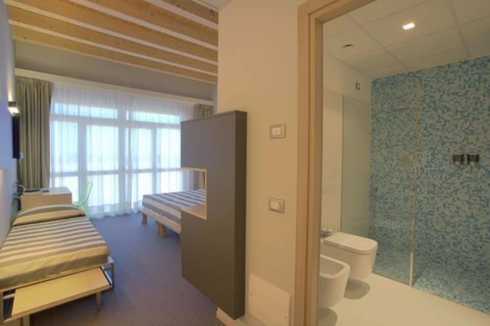 Terme Beach Resort 30/72