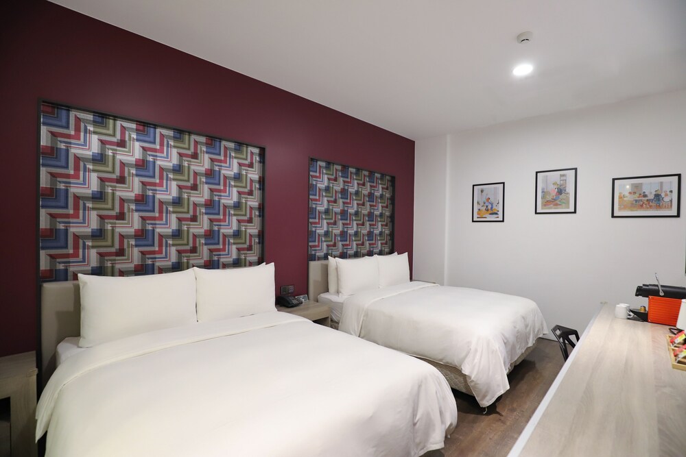 SUPERIOR, DOUBLE BED