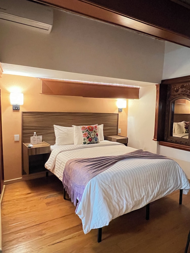Suites del Jardin Principal 18/43