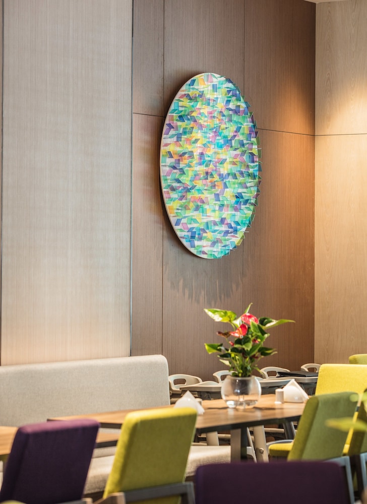 Novotel Shenzhen Bantian 30/50