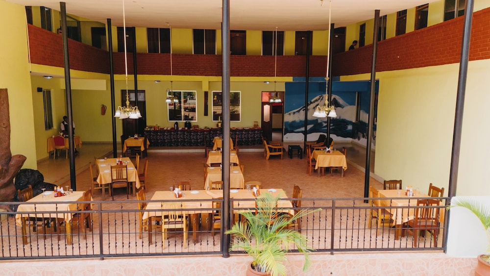 Keys Hotel Mbokomu Branch 28/50
