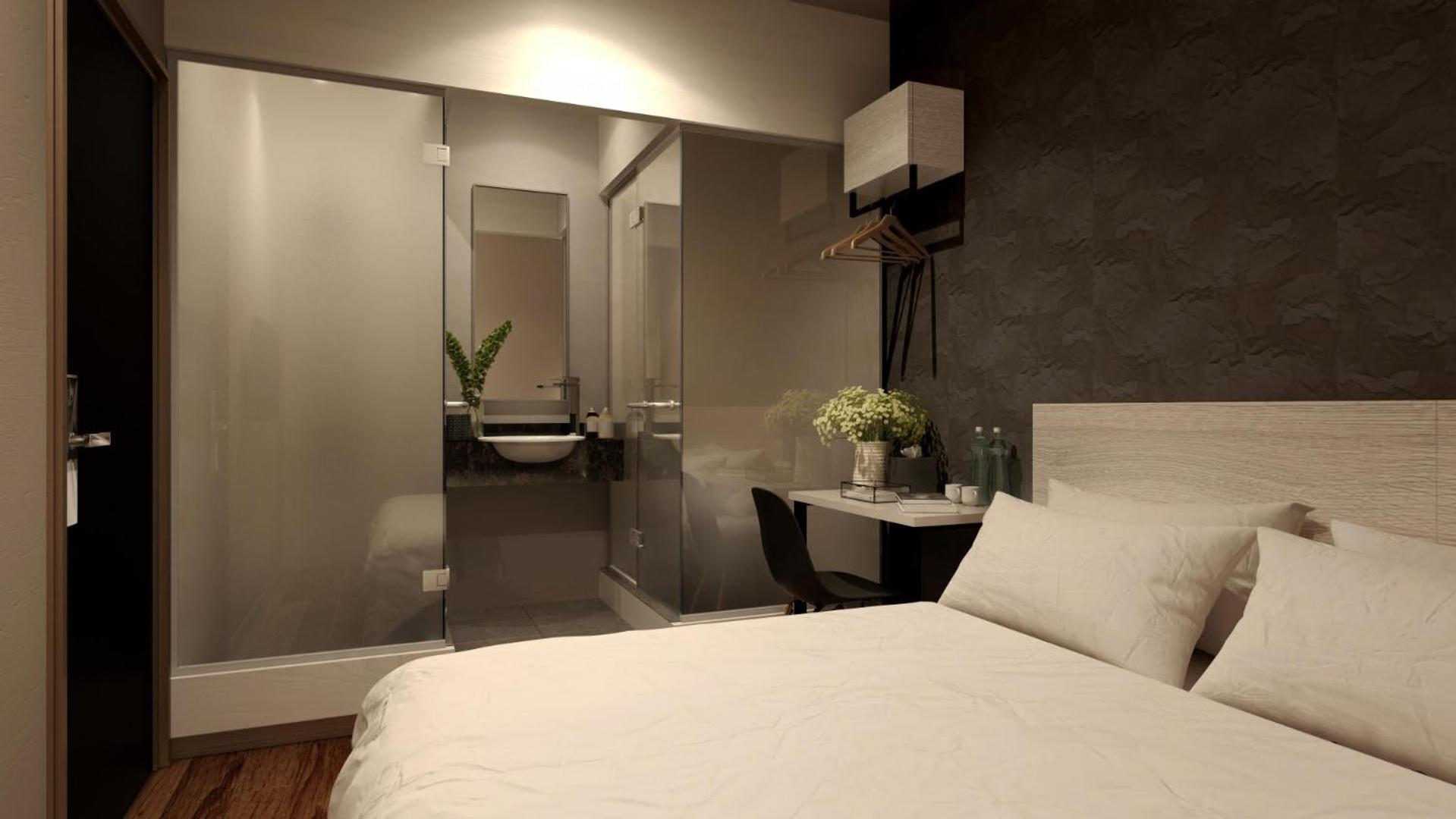 Room, King Bed, Queen Bed, No Window، The Square Hotel 4/10